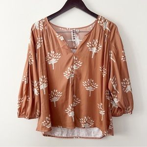 Anthropologie Dolan Peach Pink Floral V-neck Balloon 3/4 Sleeve Satin Blouse L